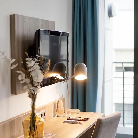 Koncept Benedikt 3* זיגבורג